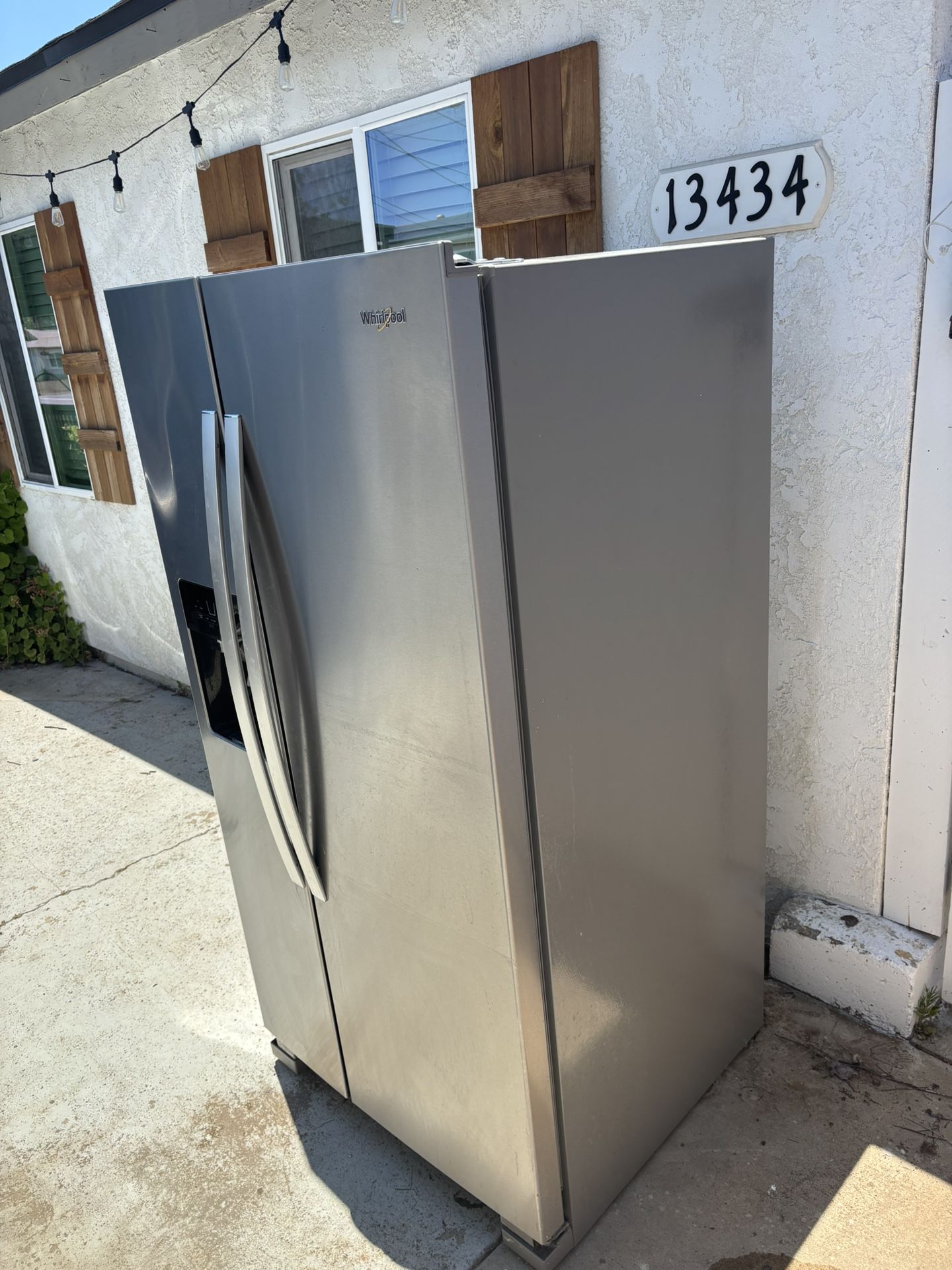 Whirlpool Medium Side By Side