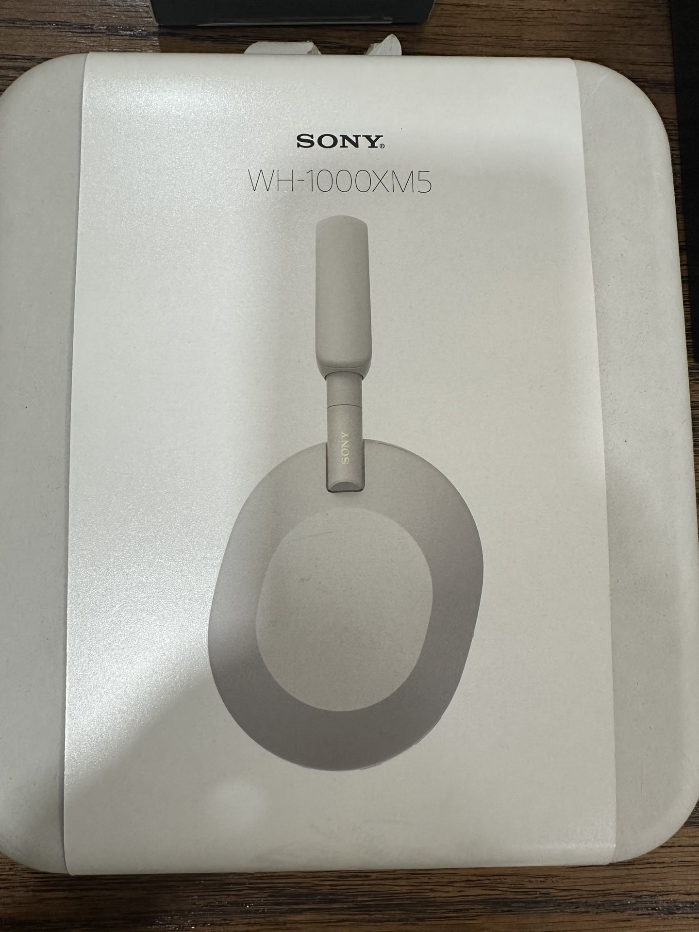 SONY WF-1000XM5 HEADPHONES NIB