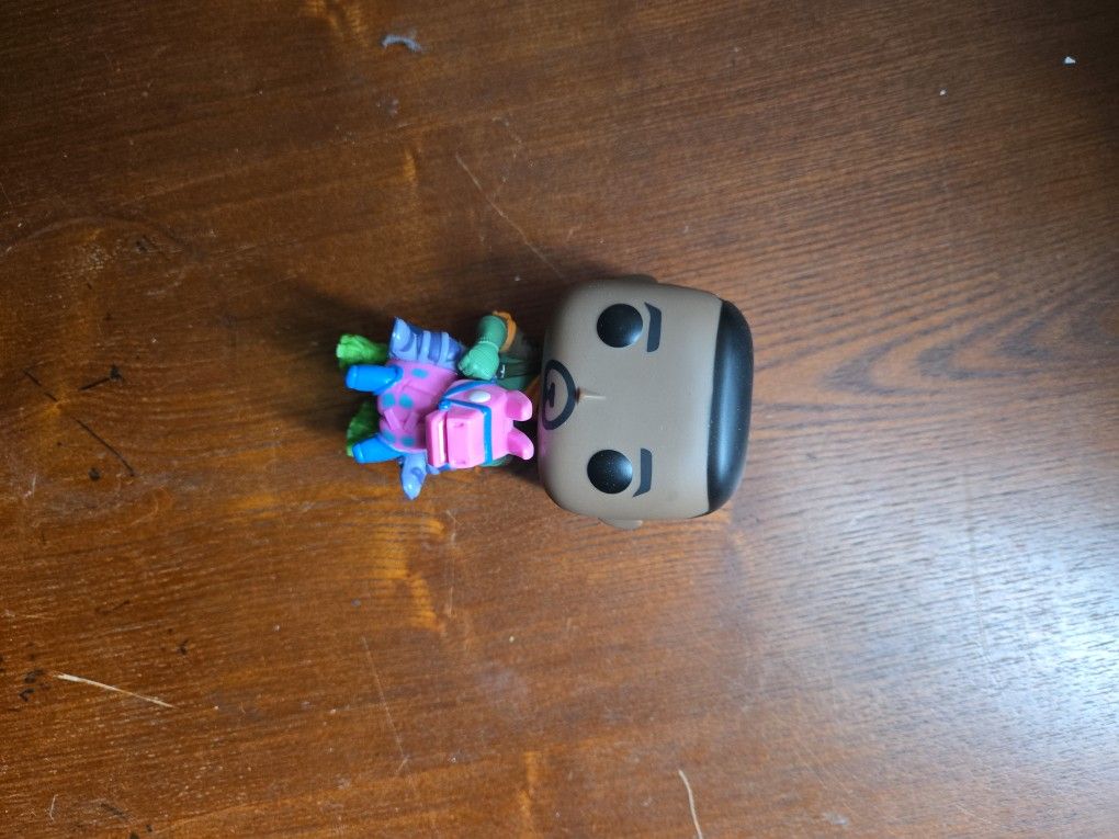 Giddy Up Pop Figure