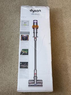 Dyson v15