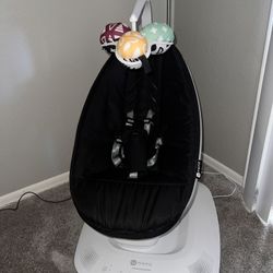 4 moms swing