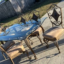 $100 OBO Beautiful Dining Room Table With Marble Frame