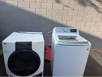 Washer and gas dryer set