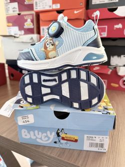 Bluey Size 7 Kids Shoes 