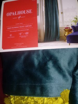 Featured image of post Opalhouse Velvet Curtains Anthropologie velvet curtains drapes valances