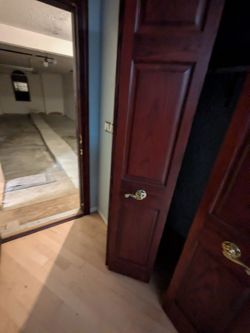Set of 3 bifold cupboard doors