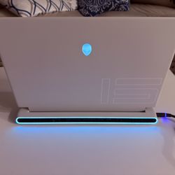 Alienware X15 Gaming laptop (like new condition)
