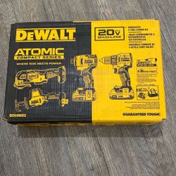 Dewalt  4 Tools Combo Kit Brushless. Model DCK486D2