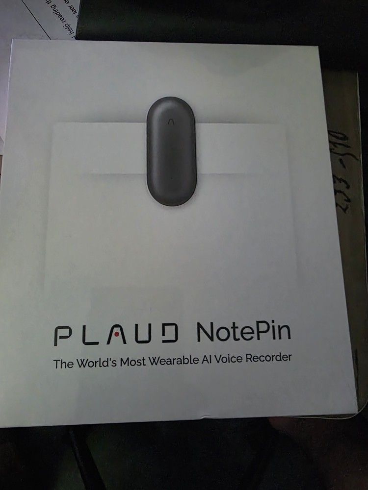 Plaud notepin AI voice recorder