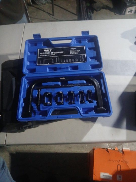Valve Spring Compressor Kit