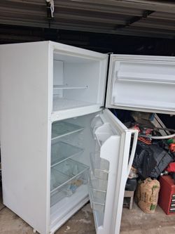 Refrigerator (Frigidaire) model