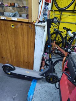Adult electric scooter