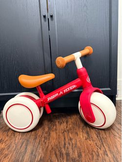 Radio Flyer Steady Start 8” Kids Balance Bike