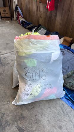 Used toddler boy clothes