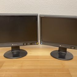 (x2) Gateway Computer Monitors (FPD1775W)