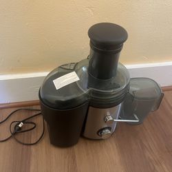 MegaChef Wide Mouth Extractor Juice Machine with Dual Speed Centrifugal Stainless Steel Juicer, 3.5 Cup, Chrome Silver