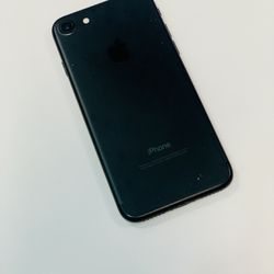 IPhone 7   128GB Fully unlocked 