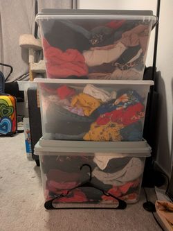 +100 pieces of young women's clothing
