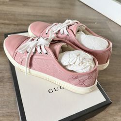 GUCCI sneakers Size 38