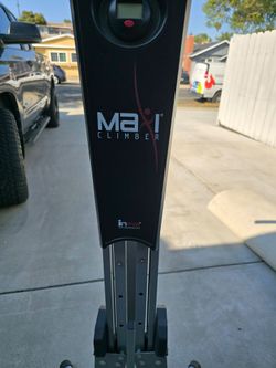 Vertical step climber