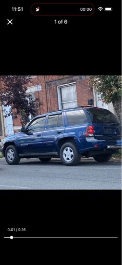 2002 Chevrolet TrailBlazer · LT Sport Utility 4D
