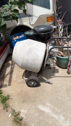 Cement mixer