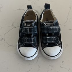 Toddler Size 7 Converse