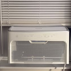 Frigidaire Gallery 10,000 BTU Inverter Smart Window Air Conditioner
