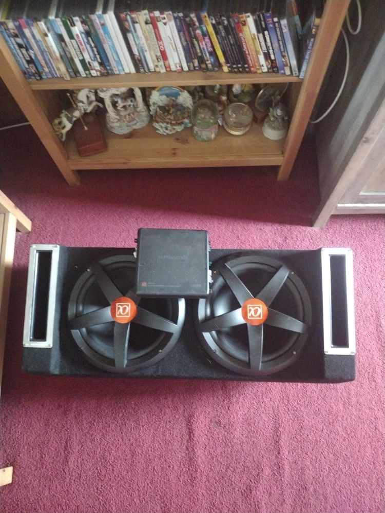 Speakers for car 12" In Custom Box With Amplifier