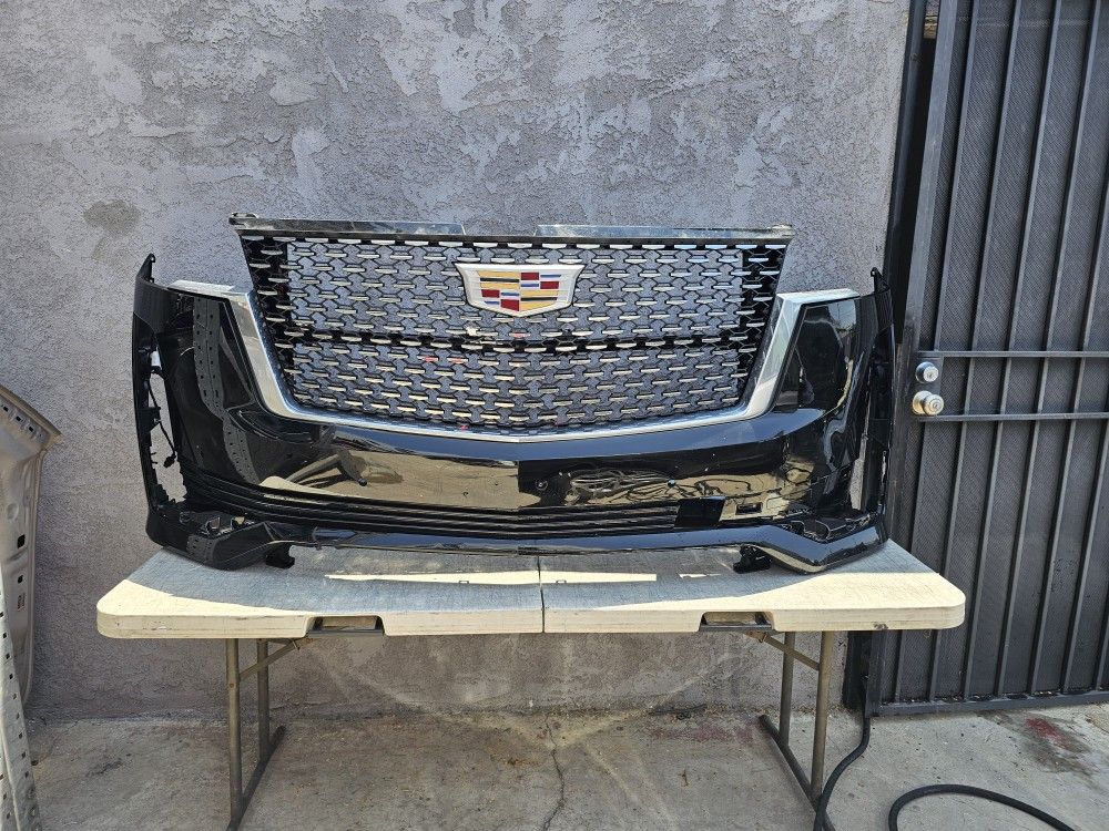 Cadillac 2021 2022 2023 2024 2025 Front Bumper Grille