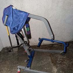 Patient Lift / Hoyer Lift (Human Crane) – $100