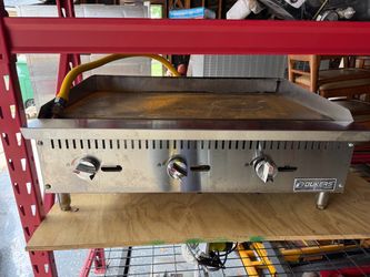 Dukers DCGM36 commercial 36-inch manual gas griddle