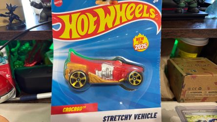 Hot wheels Crocrod 2025 Stretchy Vehicle