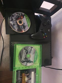 Xbox One Console with Controller and 3 games one is inside