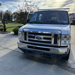2013 Ford E-150
