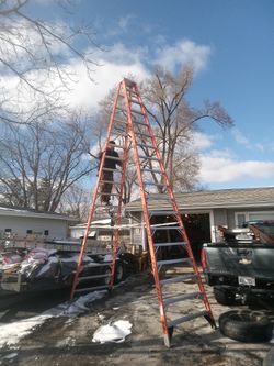 MASSIVE 18' WERNER A-FRAME FIBERGLASS LADDER