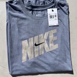 New Men’s Nike T Shirt Size XXL 