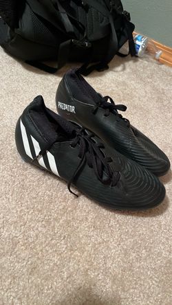 Adidas Soccer cleats Size 9 Black color