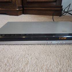 RCA DVD and CD Player