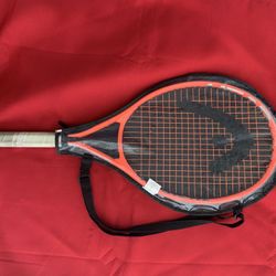 Head Radical Jr tennis Tennis Racquet - Pre-Strung Head Light Balance Frame Weight: 245 g / 8.6 oz, Head Size : 105in, Grip Size: 4in, Length: 26in.