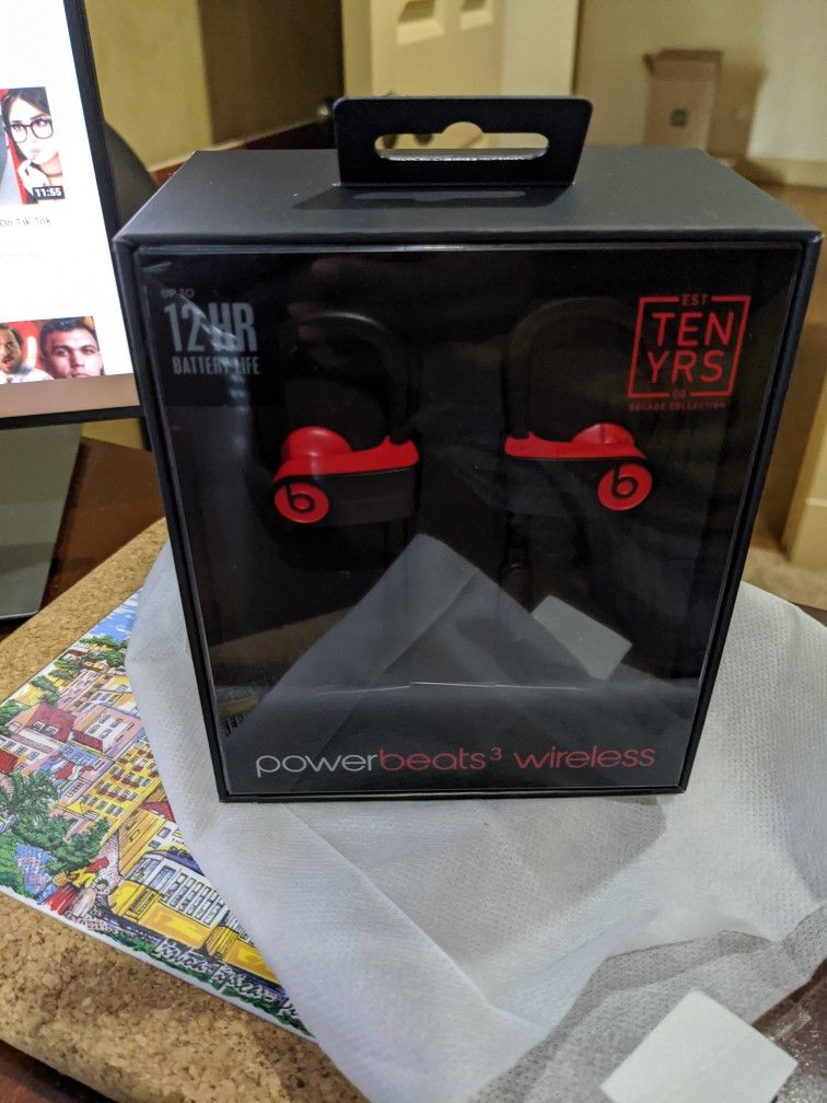 Powerbeats 3 Wireless - New in box and never used