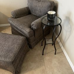 Small Chair With ottoman 