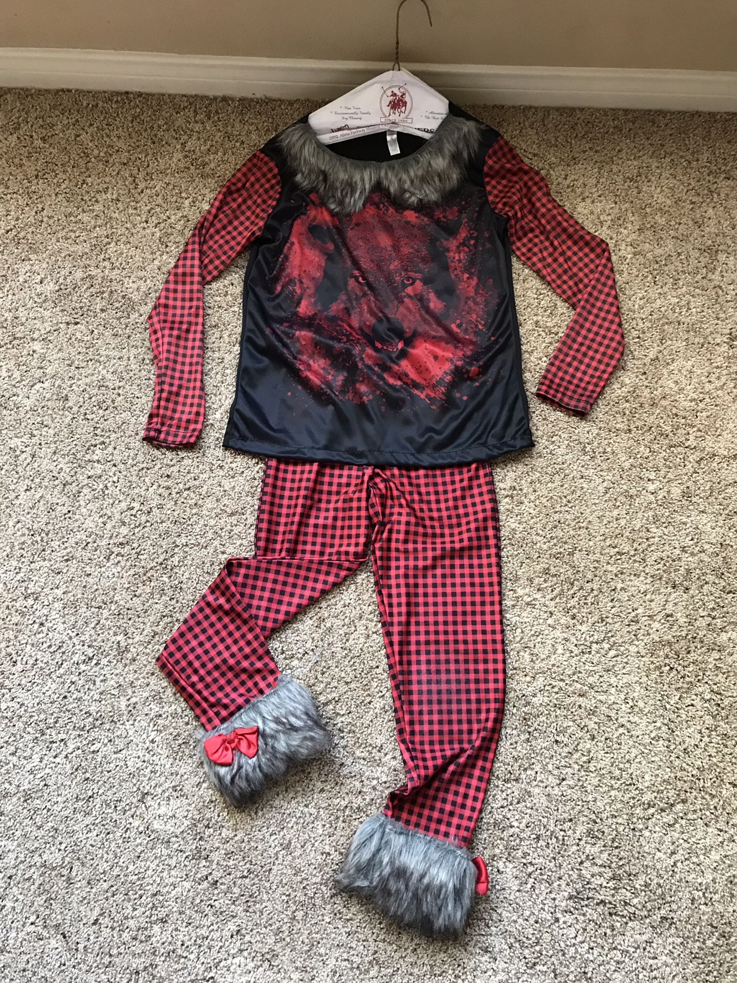 Wolf costume/pajama - size kids small