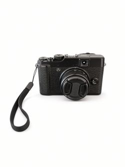 Fujifilm X10 Black Digital Camera – Made in Japan