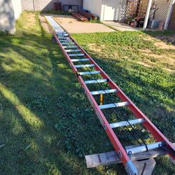 Werner fiberglass extension ladder 32ft