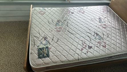 Full mattress low profile