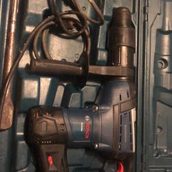 BOSCH ROTARY HAMMER DRILL 