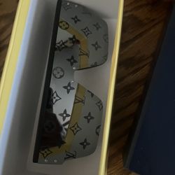 LV Sunglasses 