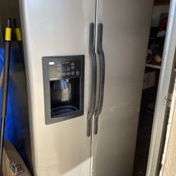 Hotpoint Refigerator