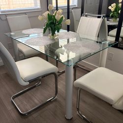Glass Dining Table Four White Chairs